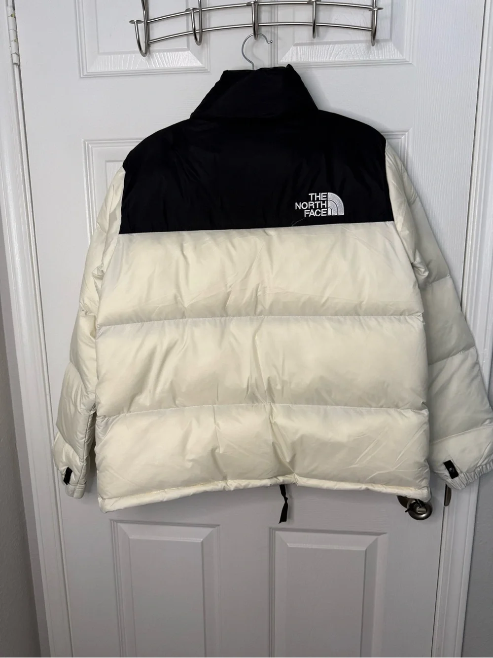 The North Face Men’s Black & Cream Two-Tone Puffer Jacket